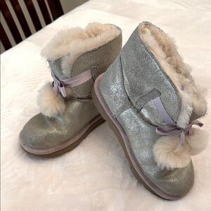 UGG Girls Silver Kids Boots with Fur Trim